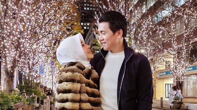 Kok Bisa! Pacaran 1,5 Tahun, Syahrini Langsung Minta Dinikahi Reino Barack, Ternyata Bukan Soal Tampan, Ini Alasan Sebenarnya?