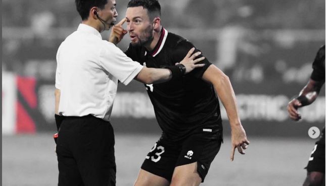 Gelandang Persib Marc Klok Minta Stop Online Bullying: Kami Punya Hati - Bukan Robot