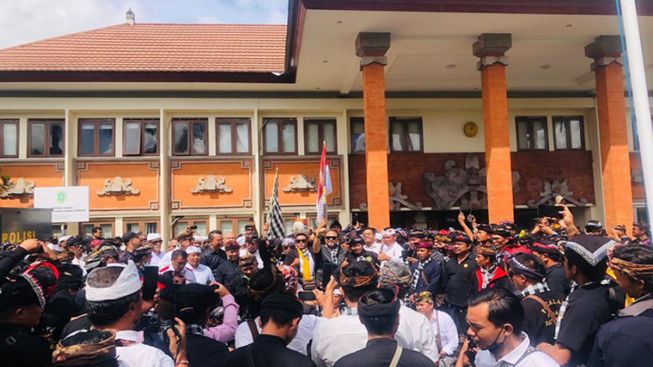 Polda Bali SP3 Kasus Penodaan Agama Arya Wedakarna, Warga Nusa Penida Berang
