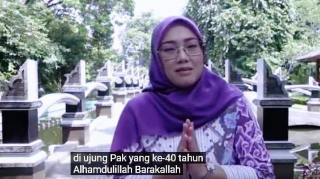 Ucapkan Selamat Ulang Tahun pada Guru Ngaji, Ambu Anne Dicibir Netizen: Sopan Adab, Tapi Sama Suami Gak