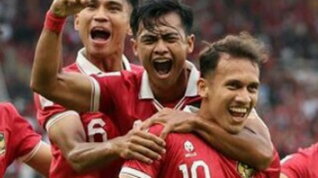 Persib Bandung Dikaitkan dengan 2 Pemain Timnas, Pratama Arhan atau Egy Maulana Vikri? Ini Jawaban Bos Teddy