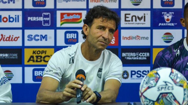 Luis Milla Kecolongan? Pemain Keturunan Ini Lebih Pilih PSS Sleman Dibanding Persib Bandung?
