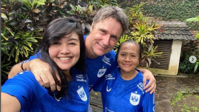 Tinggal di Malang, Timo Scheunemann Borong Jersey PSIS Semarang, Eks Pelatih Persib Bandung Beri Respon