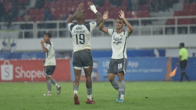 Persib Kuasa Puncak Klasemen BRI Liga 1, Luis Milla Lepas 3 Pemain, PSIS Resmi Coret Wonderkids