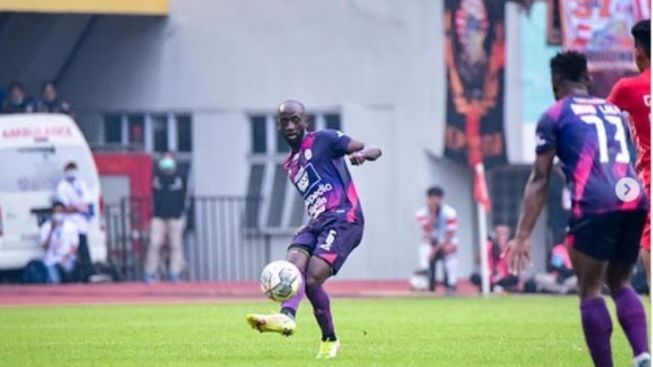 Rumor Liga 1, Legenda Persib Bandung Asal Majalengka Ancam Posisi Rahmad Darmawan di RANS Nusantara? Reuni Makan Konate