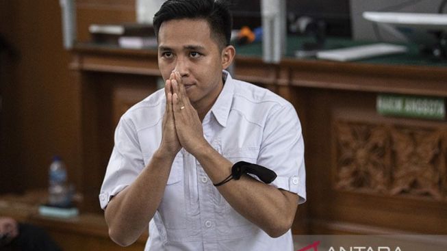 Usai Divonis 1,6 Tahun Penjara, Richard Eliezer Ingin Kembali Jadi Polisi? Begini Peluangnya