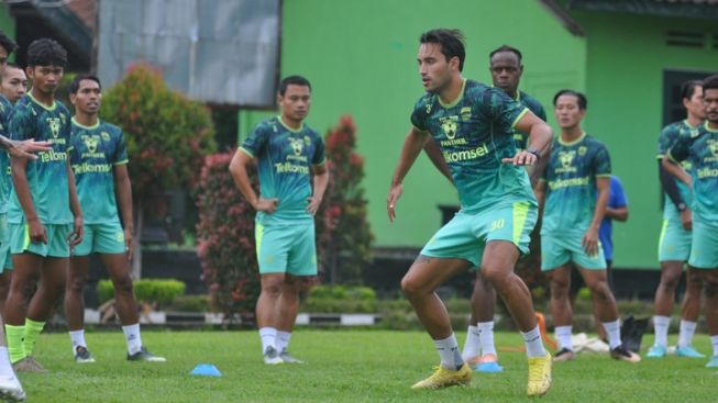 Fix! Persib Bandung Umumkan Kabar Kurang Sedap Lawan Arema FC, Luis Milla Terpaksa Coret Sosok Ini