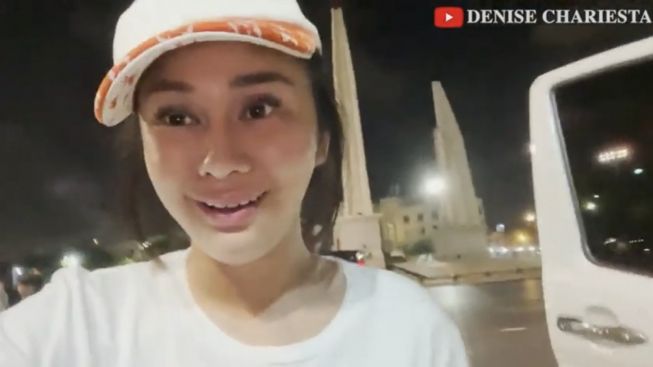 Bucin Kebacut! Hingga Ban Mobil Denise Chariesta dan JK Kena Borgol di Parkiran: 'Baru Juga...'