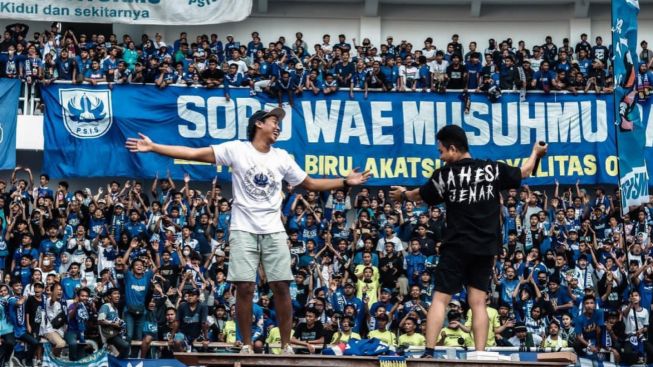 Resmi! Suporter PSIS Semarang Kena Banned Panpel Persikabo, Pentolan Panser Biru Protes Begini: 'Terus Aku Kon Nonton Opo?'