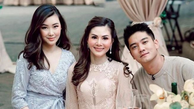 Ibunda Karen Vendela Bongkar Alasan Putrinya Tak Jadi Dinikahi Boy William: Gak Bisa, Udah Beda Banget