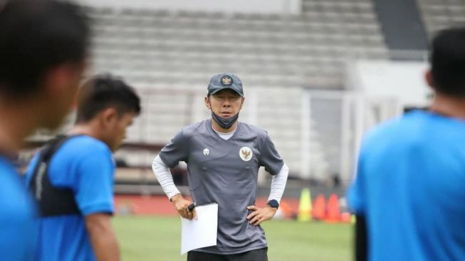 Shin Tae Yong Coret Wonderkids PSIS, Yoyok Sukawi Kirim 2 Sosok Penting ke Timnas