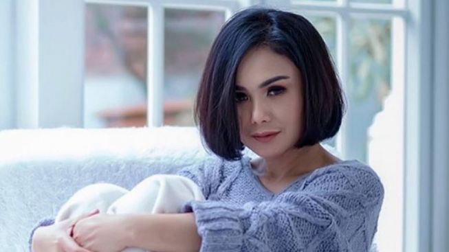 Yuni Shara Temani Anak Nonton Video Dewasa Demi Edukasi Seks, Begini Tanggapan Psikolog