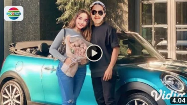 CEK FAKTA: Thariq Halilintar Makin Panas! El Rumi Tak Main-Main Hadiahi Fuji Mobil Mewah Seharga Rp2,5 M, Benarkah?