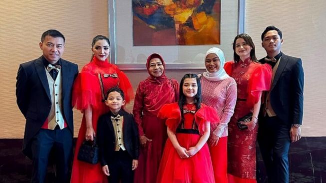 Tiba-tiba Ashanty Soroti Hubungan Azriel Hermansyah dan Sarah Menzel, Istri Anang Hermansyah: Harus Tetap Pada Jalurnya