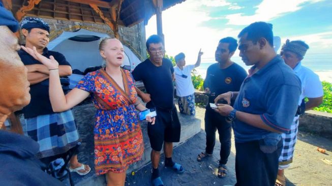 Berkemah di Pantai saat Hari Raya Nyepi, Sepasang Turis Diamankan