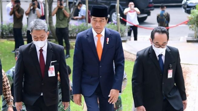 Jokowi Larang Pejabat Bukber, PKS Suudzon Ada Udang di Balik Batu