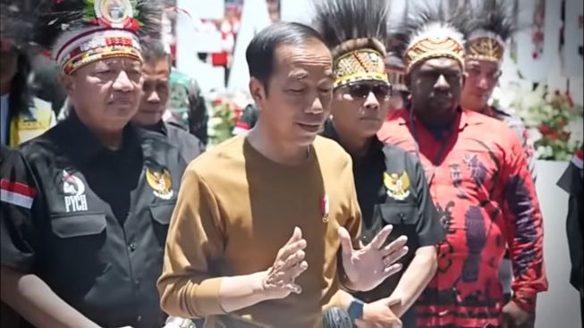 Cek Fakta: Jokowi Turun Langsung ke Sarang KKB, Presiden Pertama dalam Sejarah, Benarkah?