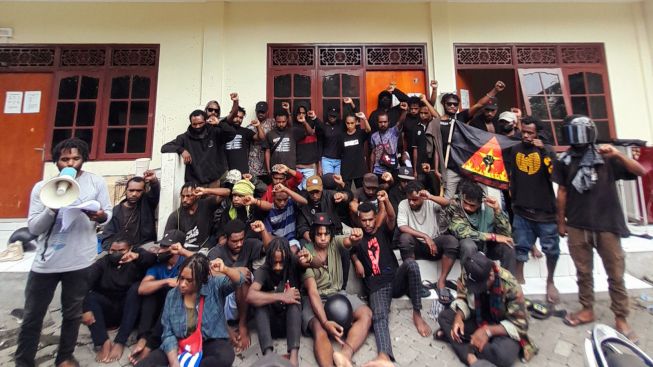 Bawa 17 Tuntutan, Aksi Damai Mahasiswa Papua di Bali Dipukul Mundur