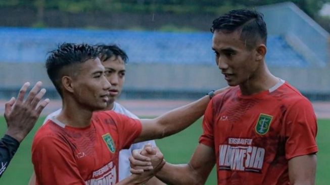 Kontrak Berakhir, Bek Timnas Indonesia Rizky Ridho Pamit dari Persebaya, Diresmikan Persija Jakarta?