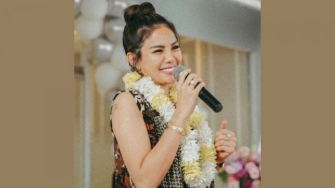 Nikita Mirzani Tuding Nindy Ayunda Istri Siri Dito Mahendra?