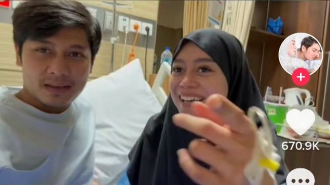 Lesty Kejora Beri Tatapan Kosong & Terus Tanyakan Ini ke Rizky Billar, Netizen: Semoga Dia Baik-baik Aja