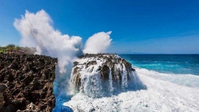 Waspada!! Selat Bali dan Lombok Berpotensi Gelombang Tinggi Hingga 3 Meter