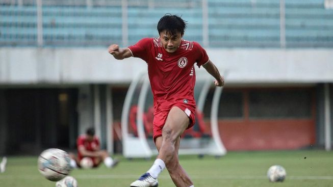 PSIS Semarang Resmikan Eks PSS Sleman Rifky Suryawan, Dikontrak Satu Musim, Intip Profil dan Nilai Pasarnya