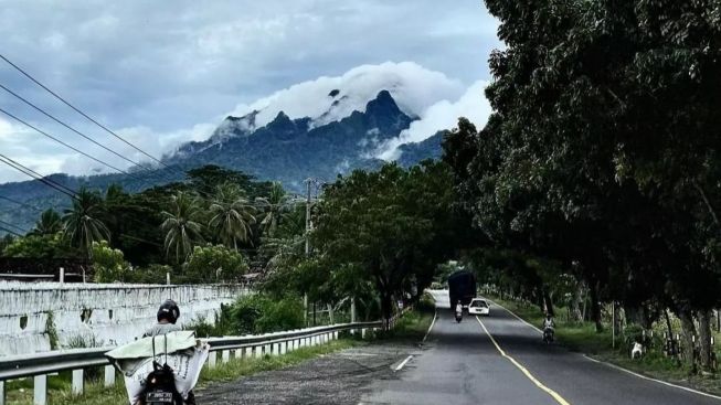 Mengenal Gunung Ringgit di Situbondo, Masyarakat Setempat Menyebut Gunung Putri Tidur