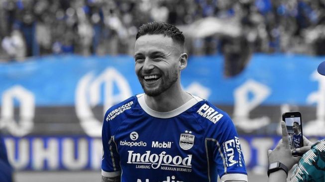Disandingkan dengan Enzo Fernandez, Gelandang Persib Bandung Marc Klok: 'Ini menjadi ujian...'