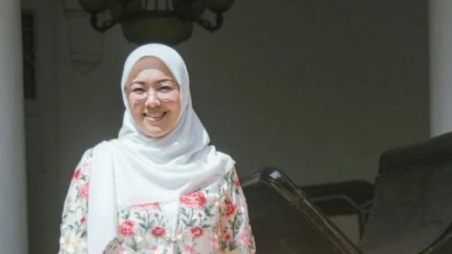 Wanita Mirip Bupati Purwakarta, Anne Ratna Mustika di Hotel Bareng Pria, Permadi Arya Singgung Penutupan Gereja