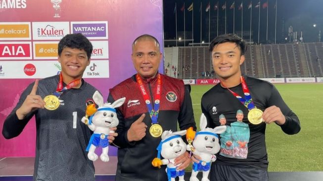 Kiper Persebaya Ernando Ari Sutaryadi Tak Hadiri TC Timnas Indonesia Hari Pertama, Pilih Ambil Bonus?