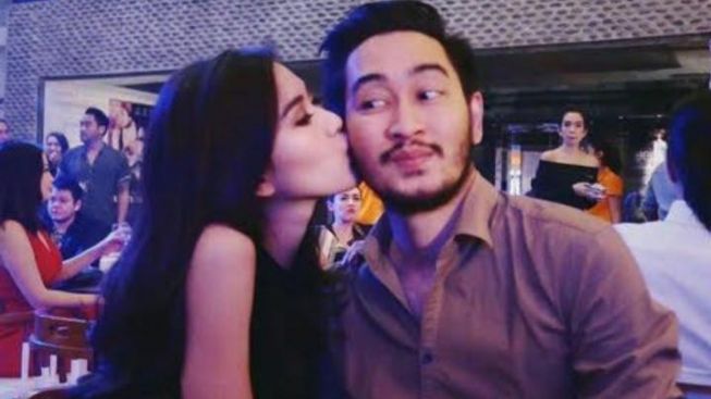 Tetap Mesra Meski Diterpa Isu Perselingkuhan, Syahnaz dan Jeje Govinda Dihujat Netizen: Sama-sama Gak Punya Malu