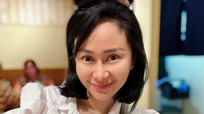 Yang Waras Ngalah! Denise Chariesta Bingung Tiba-tiba Hamil