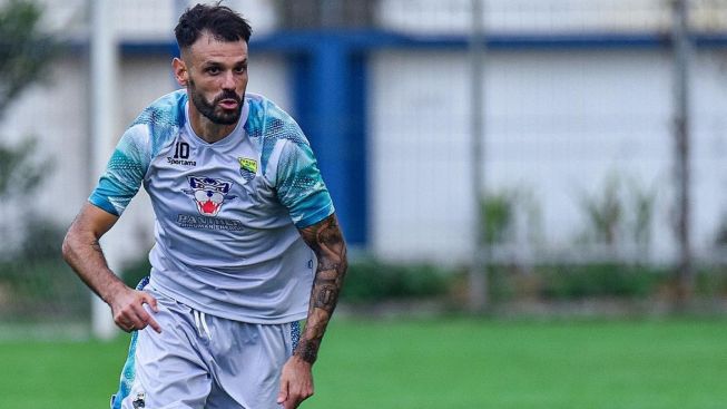 Tyronne del Pino Resmi Dilepas Persib Bandung ke Spanyol, Luis Milla: Ini Sulit, di Luar Prediksi