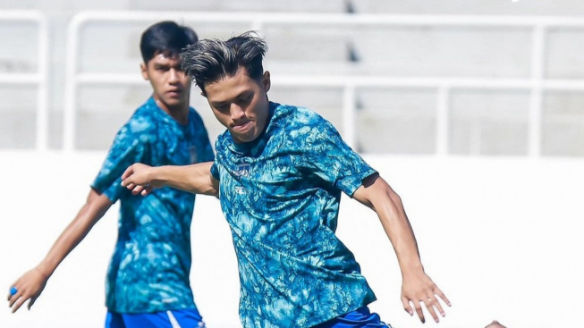 Tak Diperkuat Wonderkid Rp4,35 Miliar, PSIS Semarang Takluk dari Persib, Panser Biru Beri Tanggapan