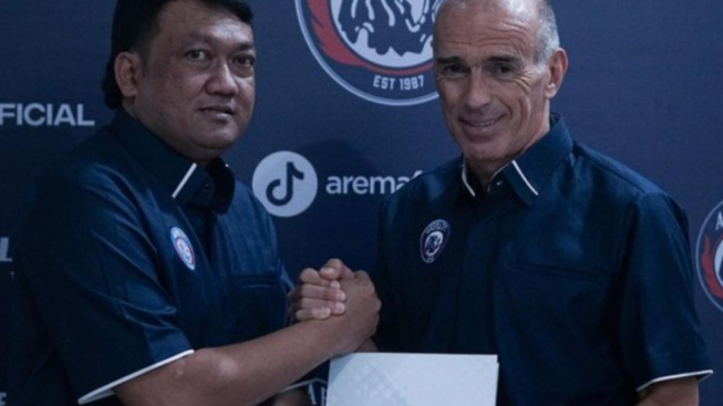 Ayah Kapten Persebaya Surabaya Resmi Jadi Pelatih Arema FC, Ze Valente Ikut Digoda Aremania: Sini Join