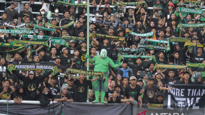 Bonek Legowo Kandidat Pelatih Anyar Persebaya Ditikung Persita Tangerang,  Desak Sosok Ini Merapat ke Bajul Ijo