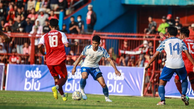 Usai Dikalahkan Persis Solo, Tri Setiawan PSIS Semarang Jadi Bulan-bulanan Panser Biru