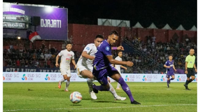 Cetak Gol Perdana di Liga 1 23/24, Striker Persik Kediri Senilai Rp1,3 M Sebut Rasanya Hambar