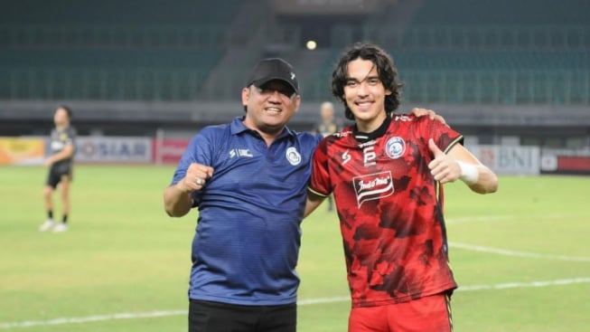 Fix Bakal Dapat Tekanan Bonek, Manajer Arema FC Senang Laga Derby Jatim Melawan Persebaya di GBT