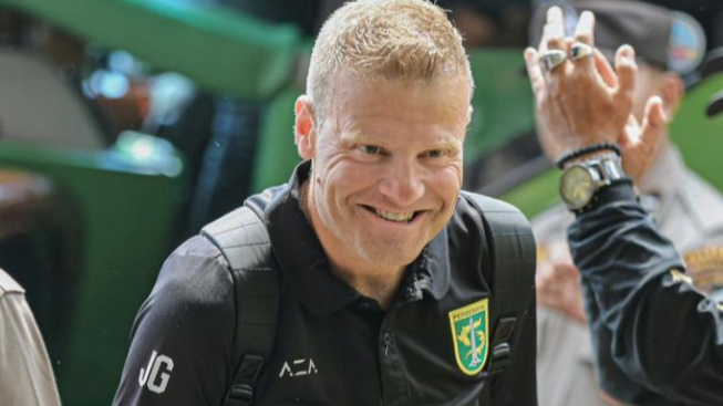 Usai Bekuk Arema FC, Josep Gombau Pastikan Persebaya Raih 3 Poin saat Bermain Home-Away