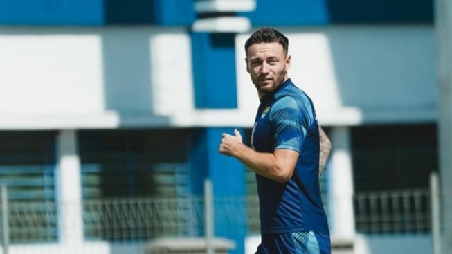 Marc Klok dan Trio Bek Persib Bandung Terancam Absen Hadapi Persebaya Surabaya Karena Ini
