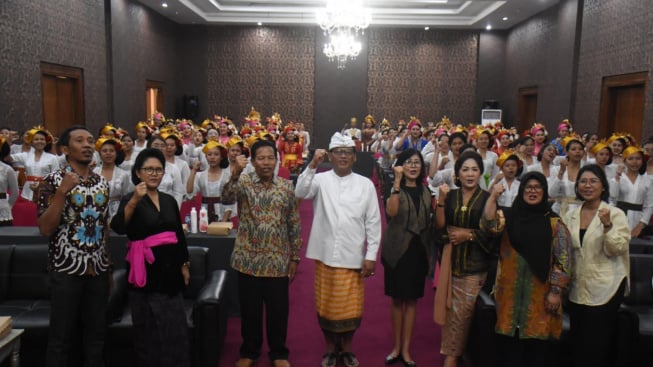 Ciptakan Peluang Usaha, Pemkot Denpasar Dukung Pelatihan Tata Rias Pengantin Khas Bali