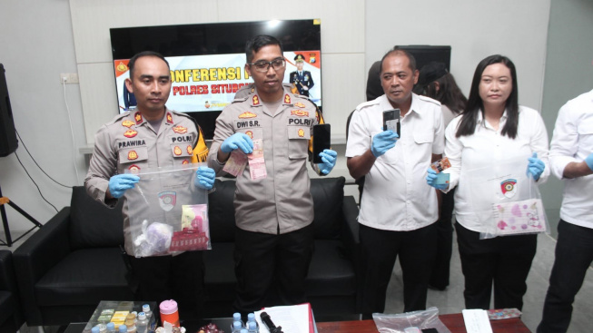 Ungkap Kasus Prostitusi Online di Kabupaten Situbondo, Polisi Temukan Dugaan Perdagangan Manusia, 3 Wanita Asal Sumedang Jawa Barat Diamankan