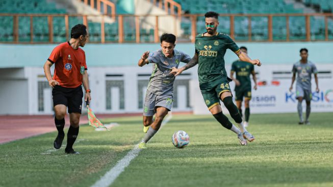 Persebaya di Papan Bawah Klasemen Sementara BRI Liga 1, Uston Nawawi Sebut Kurang Beruntung