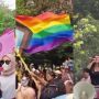 Waduh! Kampanye LGBT Digelar di Jakarta? Bendera Pelangi Berkibar Hingga Oknum Wanita Berhijab Terlibat