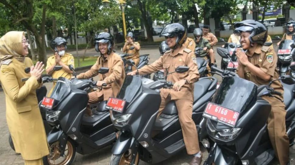 Rakyat Protes Bupati Purwakarta Ambu Anne Bagikan Sepeda Motor Ke 183 Pemerintah Desa 
