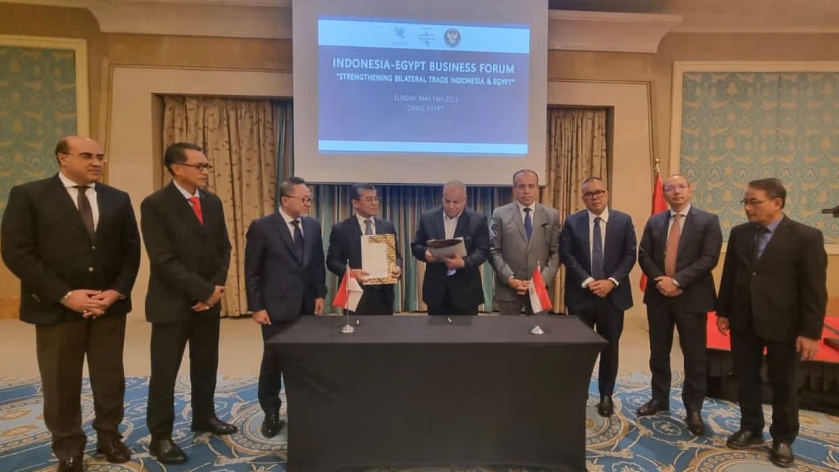 Menteri Perdagangan (Mendag) RI Zulkifli Hasan saat menghadiri Forum Bisnis Indonesia-Mesir yang berlangsung di Kairo, Mesir, Minggu (14/5/2023). [Humas Kemendag]