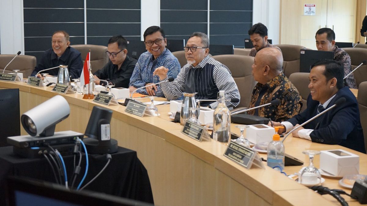 Mendag Zulkifli Hasan bertemu Menteri Investasi, Perdagangan, dan Industri Malaysia Tengku Datuk Seri Utama Zafrul Bin Tengku Abdul Aziz di Kuala Lumpur, Malaysia, Rabu (7/6/2023). [Humas Kemendag]