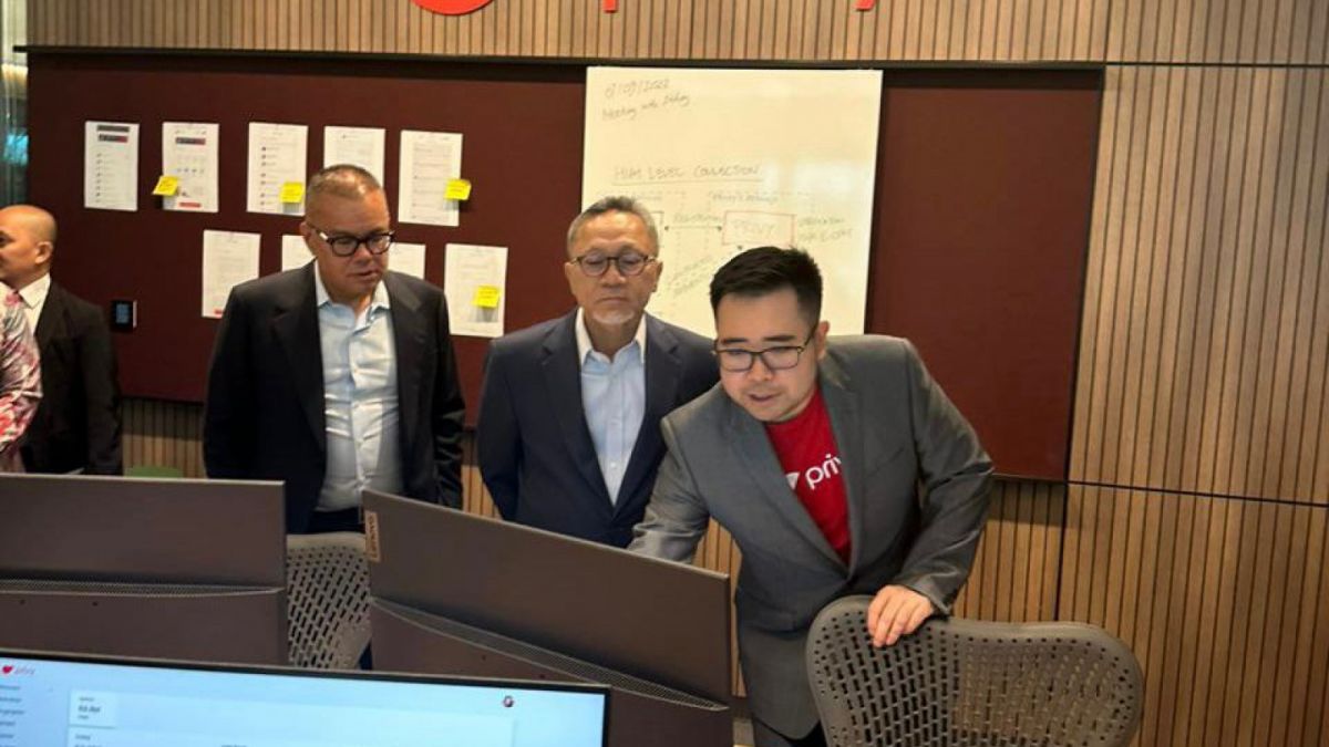 Mendag Zulkifli Hasan resmikan kantor cabang PrivyID di Sydney, Australia, pada Senin (3/7/2023). [Humas Kemendag]